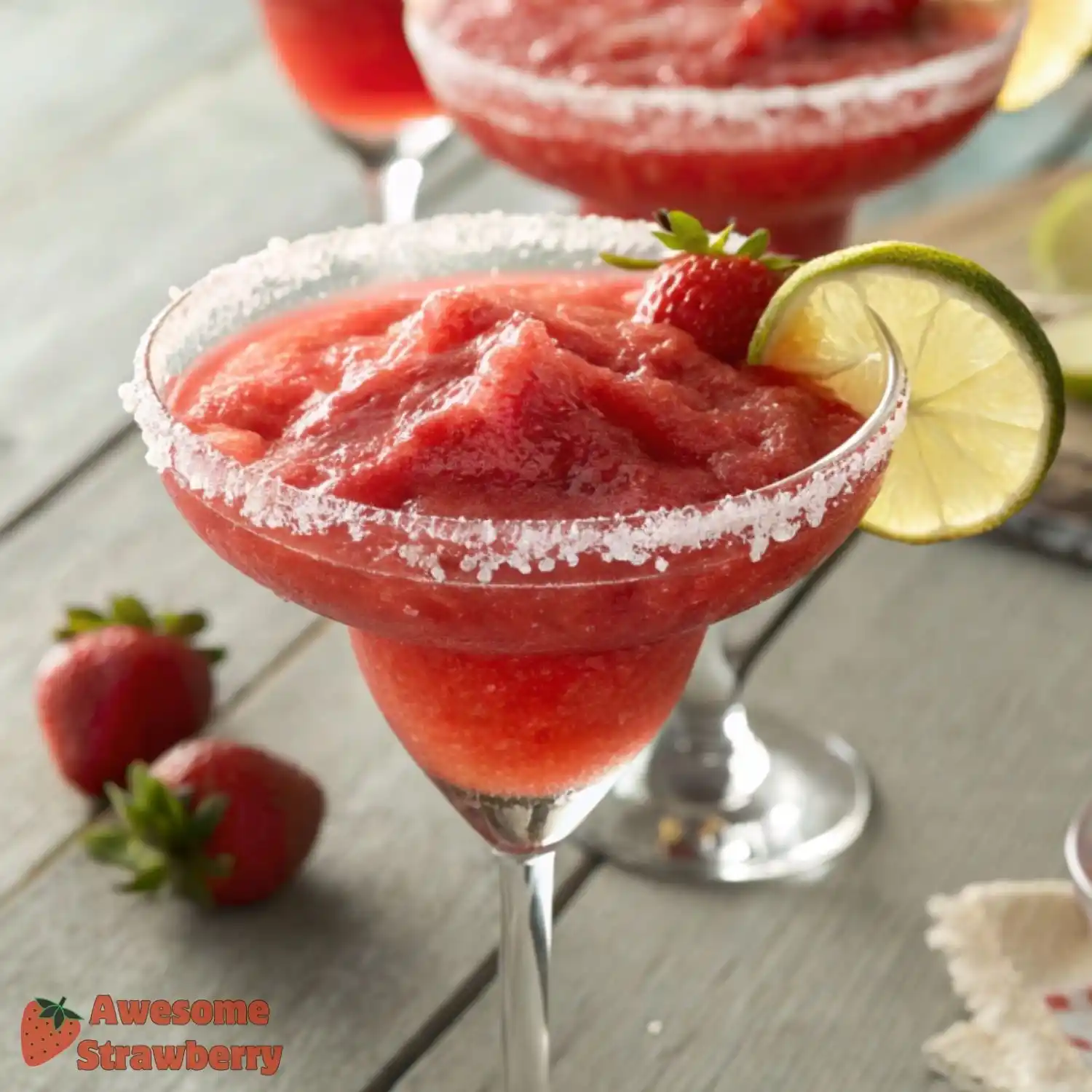 Minute Frozen Strawberry Margarita: Easy Blender Recipe, No Ice!